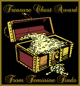 Feminine Finds Treasure Chest Award 266x285